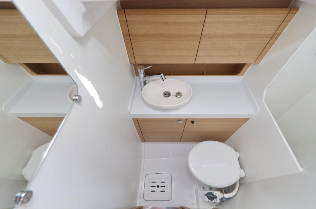 Catalog photo (may differ)