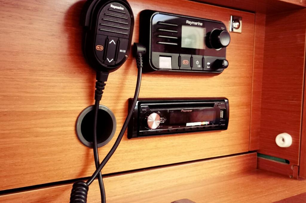 Catalog photo (may differ)