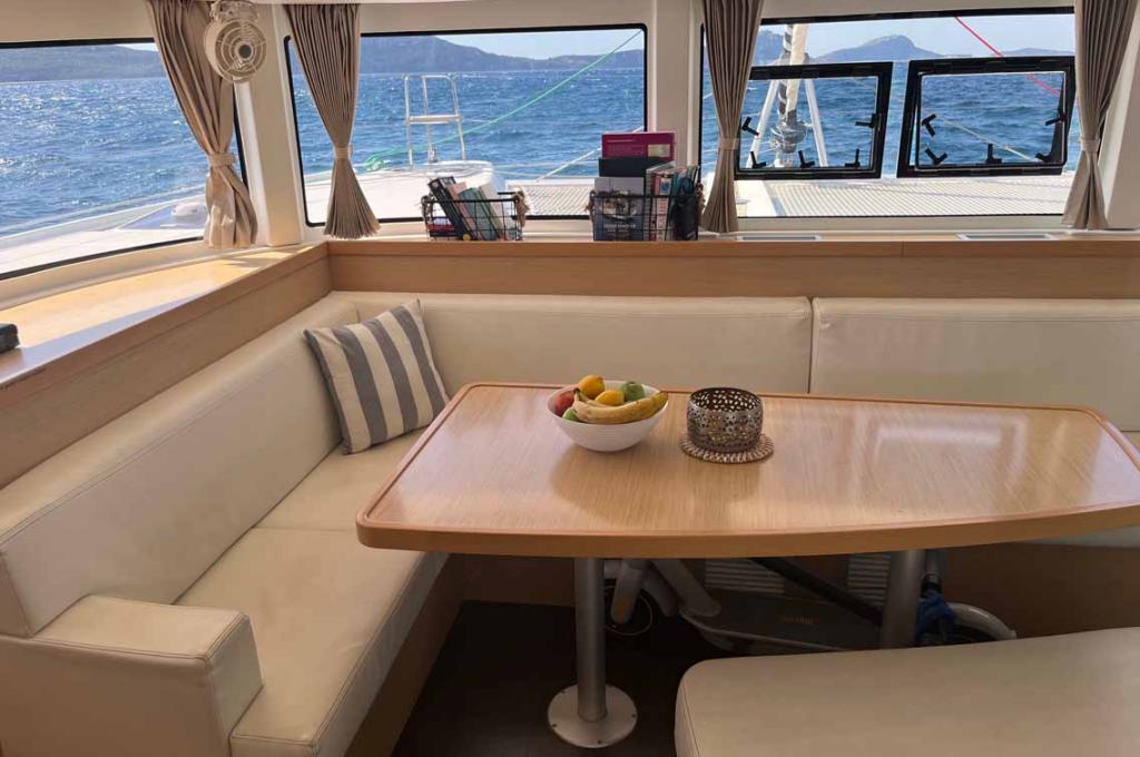 Catalog photo (may differ)