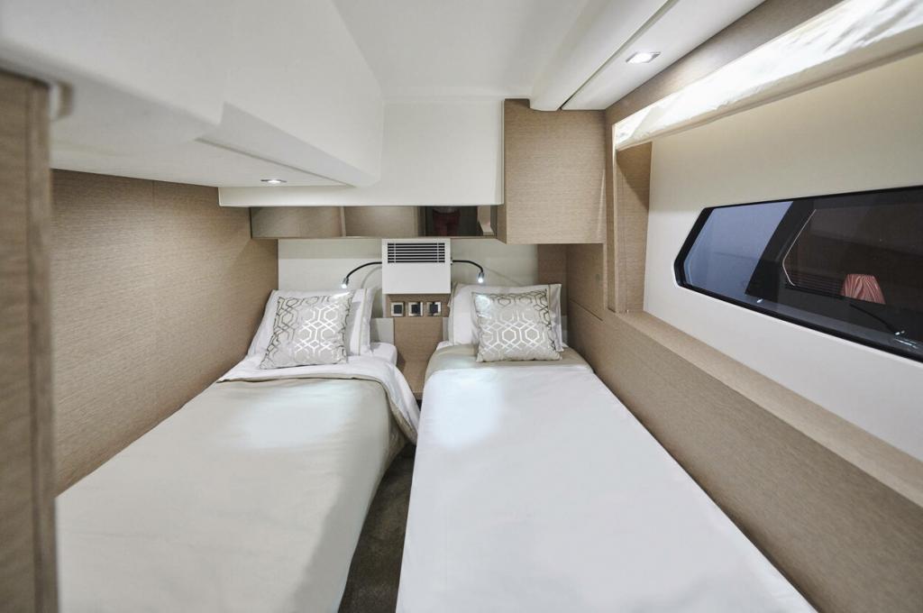 Catalog photo (may differ)