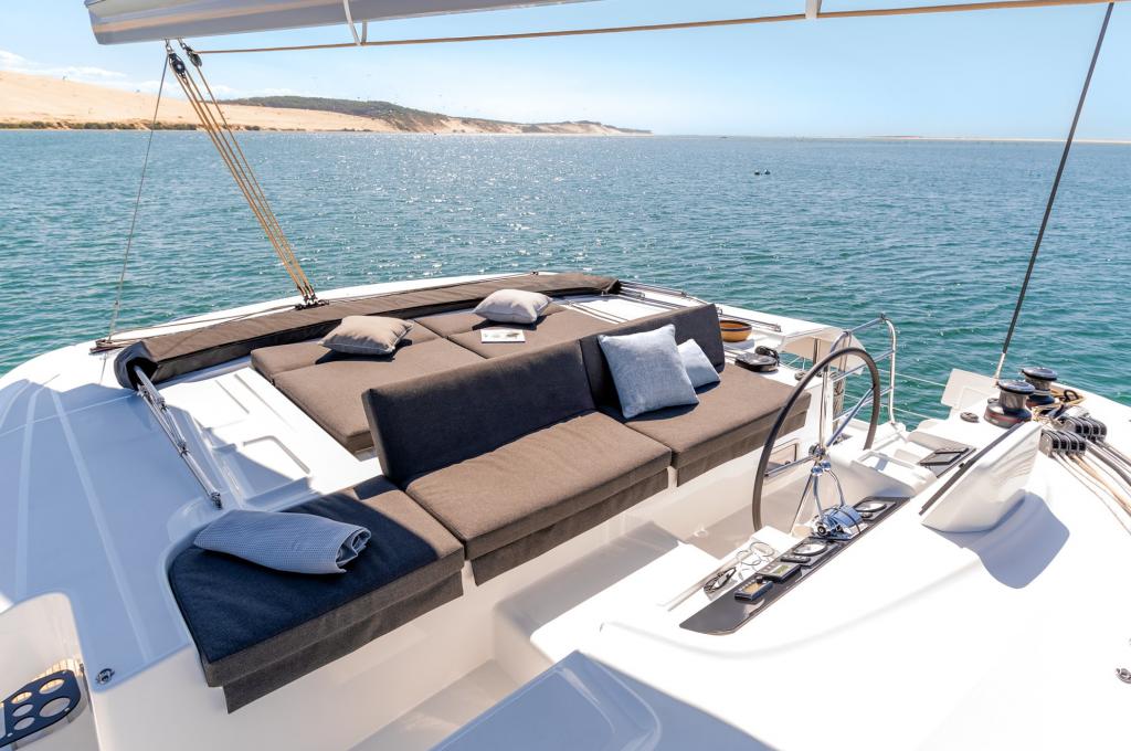 Catalog photo (may differ)