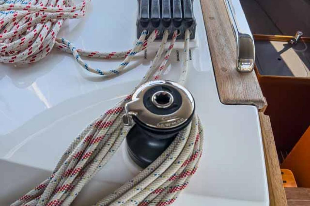 Catalog photo (may differ)