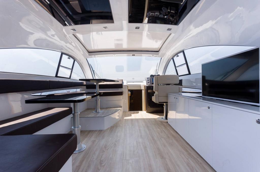 Catalog photo (may differ)