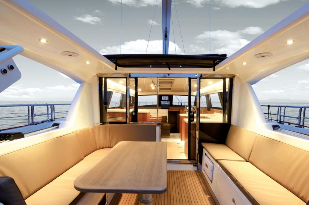 Catalog photo (may differ)