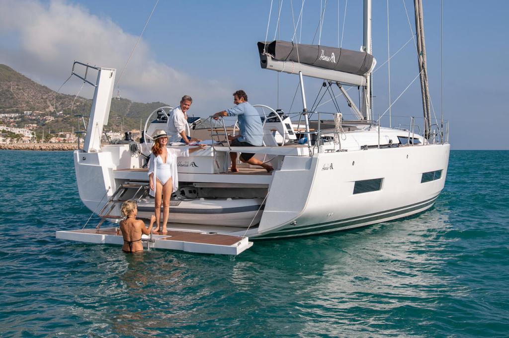 Catalog photo (may differ)