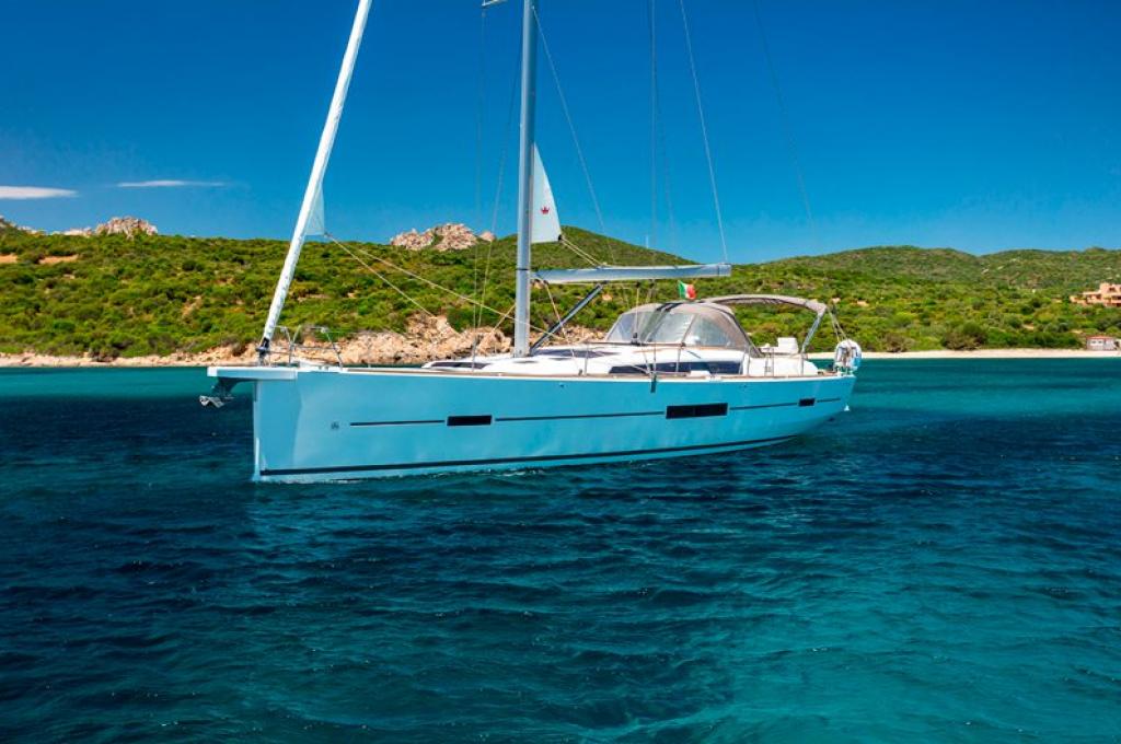 Catalog photo (may differ)