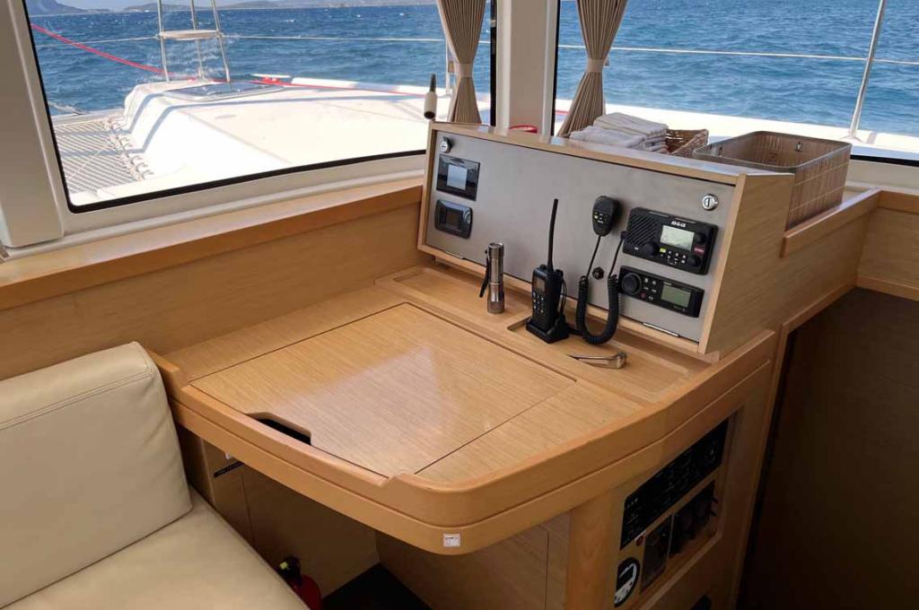 Catalog photo (may differ)