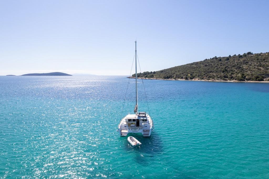 Catalog photo (may differ)