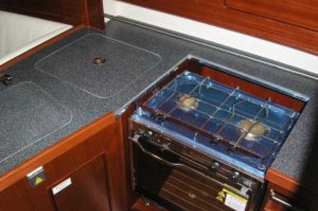 Catalog photo (may differ)