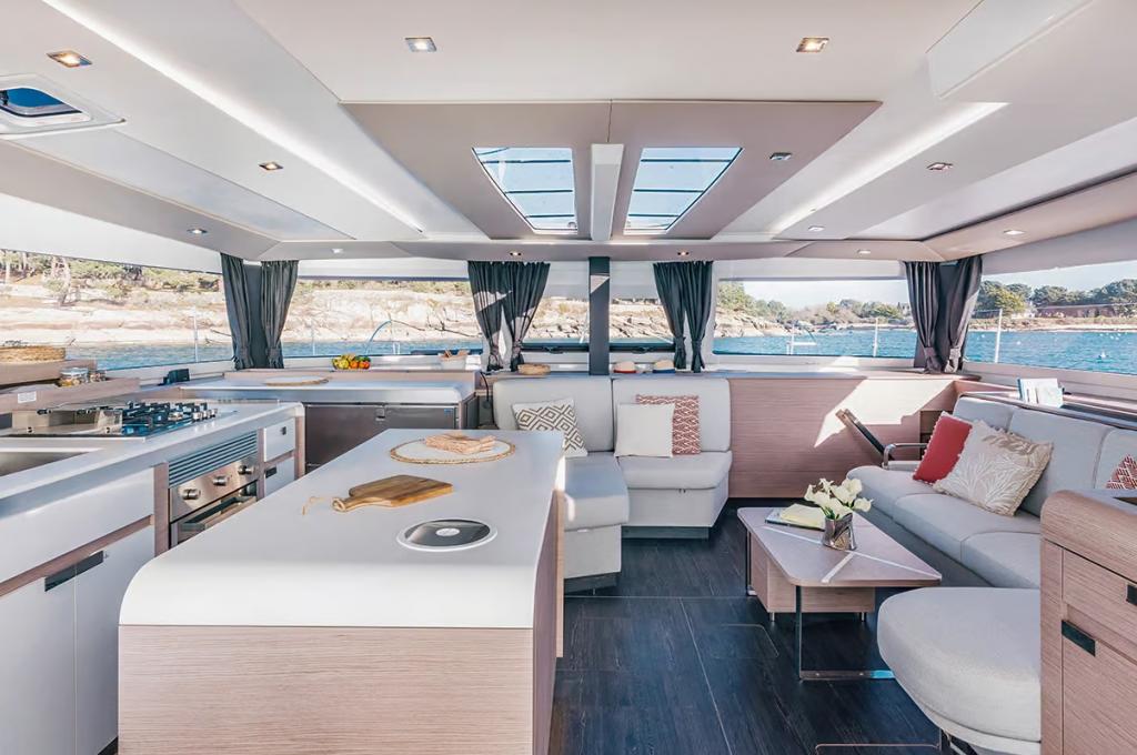 Catalog photo (may differ)