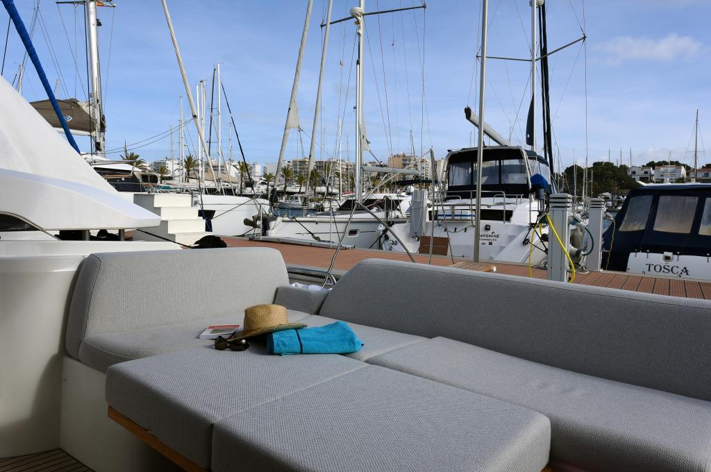 Catalog photo (may differ) | taken on Jan 23, 2021