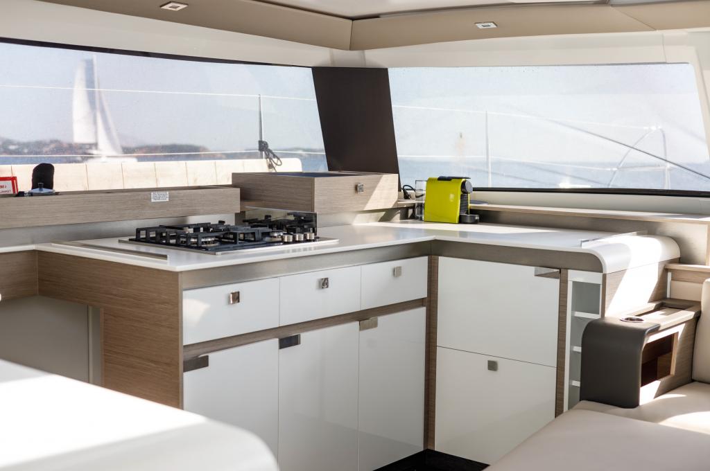 Catalog photo (may differ)