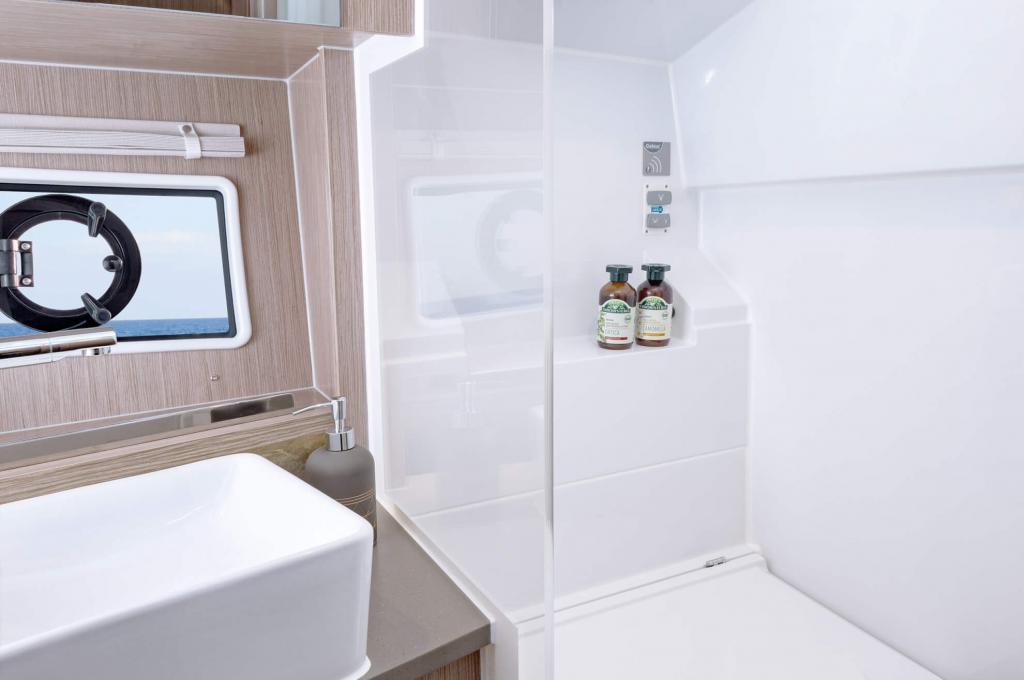 Catalog photo (may differ)