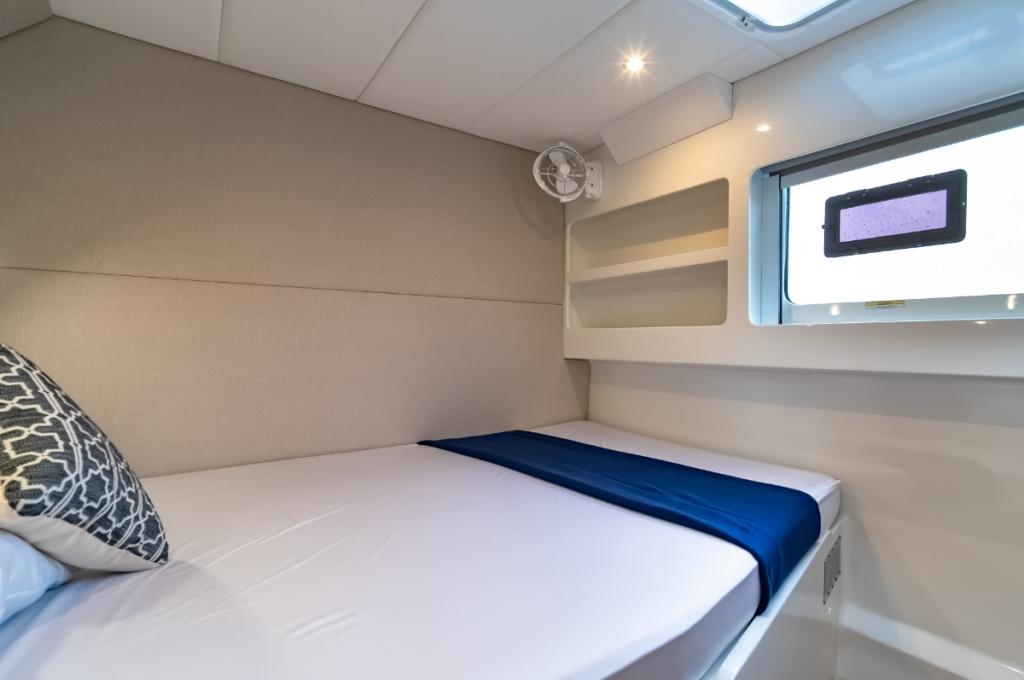 Catalog photo (may differ)