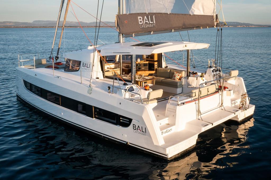 Catalog photo (may differ)