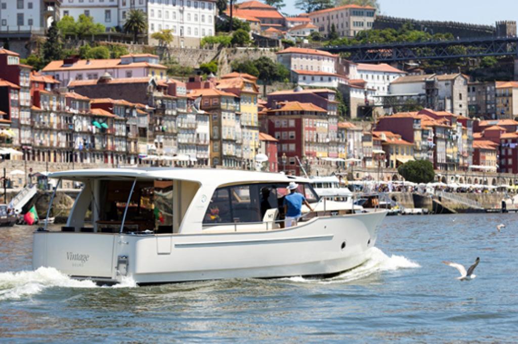 Catalog photo (may differ) | taken on May 12, 2013