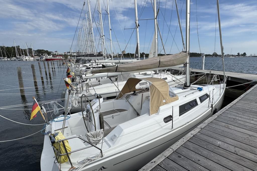 Original photo from a customer | taken on Sep 20, 2025 | Charter company has several identical yachts. Deviations are possible.