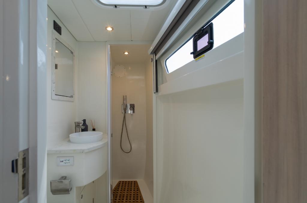 Catalog photo (may differ)