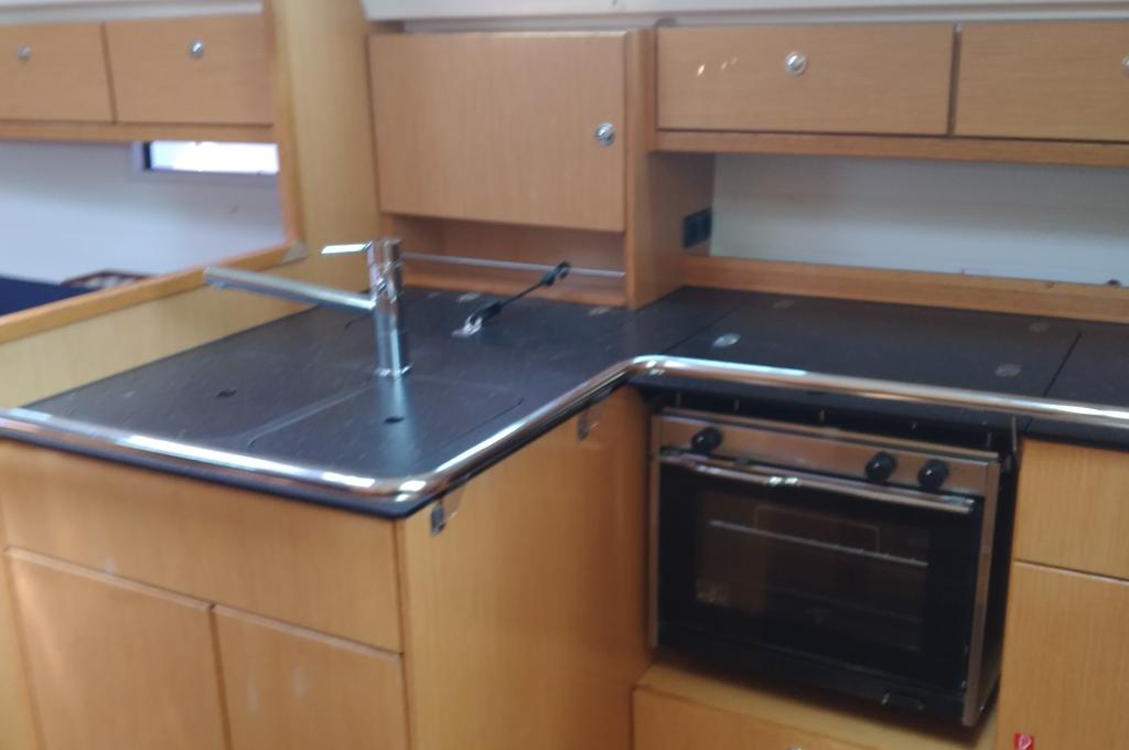 Catalog photo (may differ)