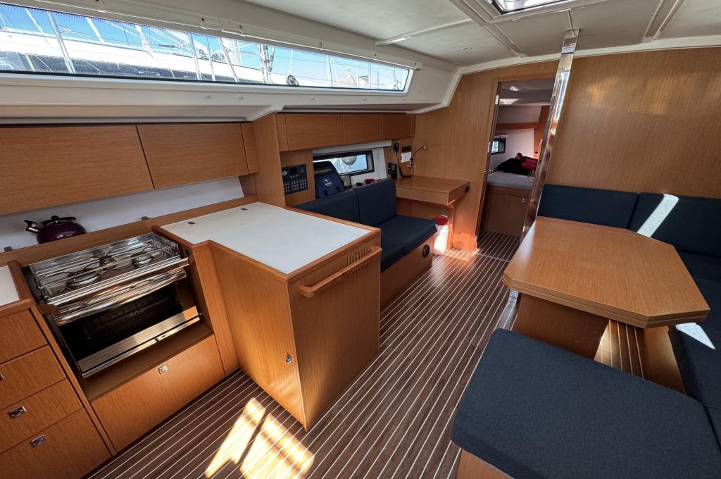 Original photo from a customer | taken on Apr 26, 2025 | Charter company has several identical yachts. Deviations are possible.