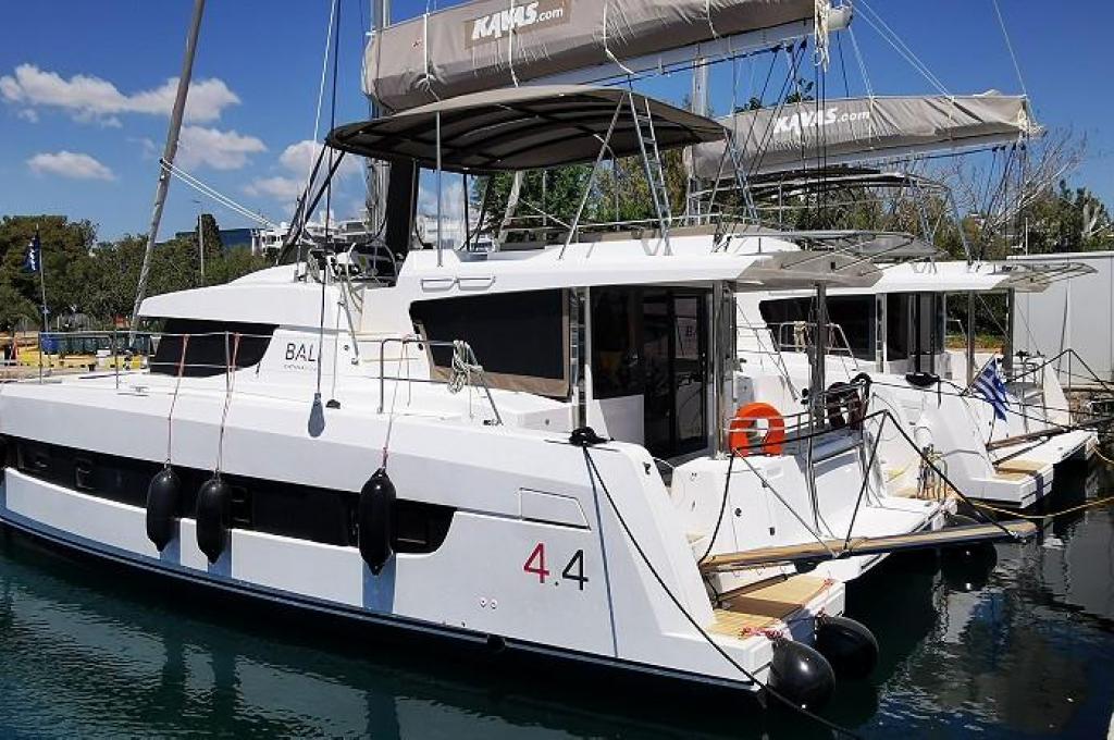 Catalog photo (may differ)