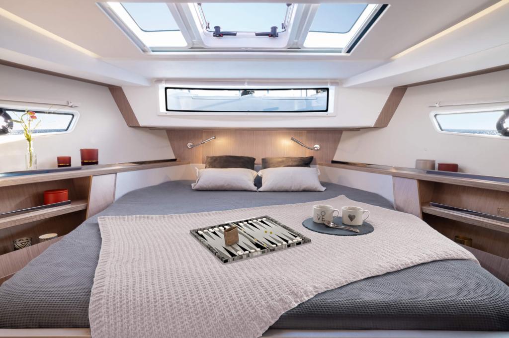 Catalog photo (may differ)