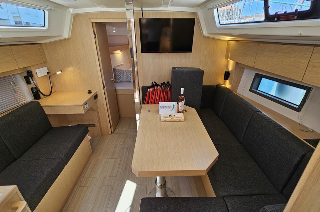 Catalog photo (may differ) | taken on Apr 27, 2024