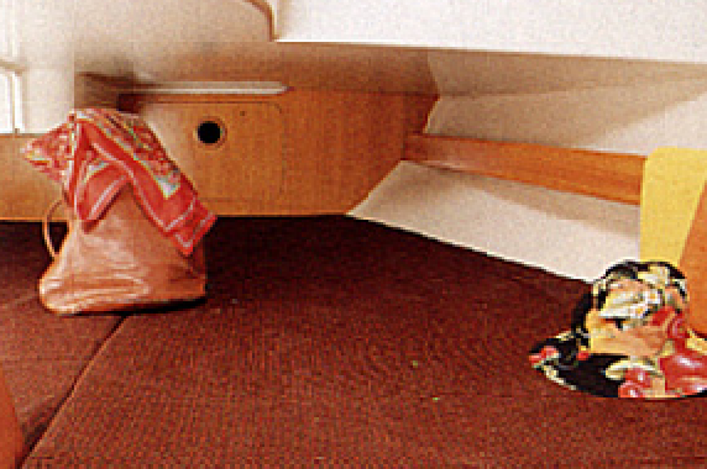 Catalog photo (may differ)