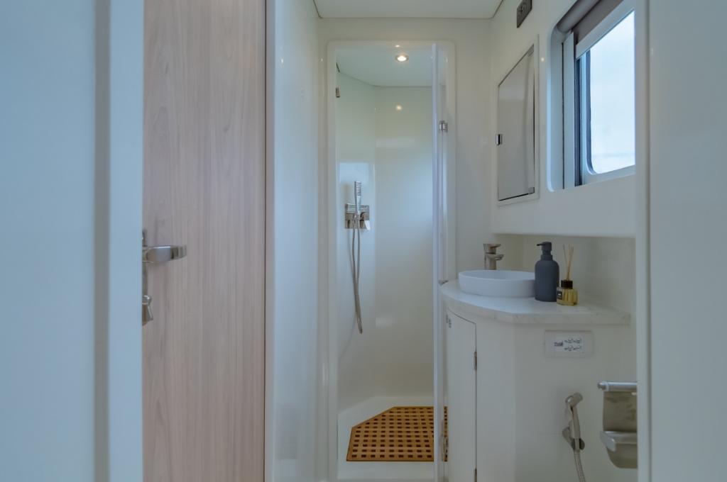 Catalog photo (may differ)