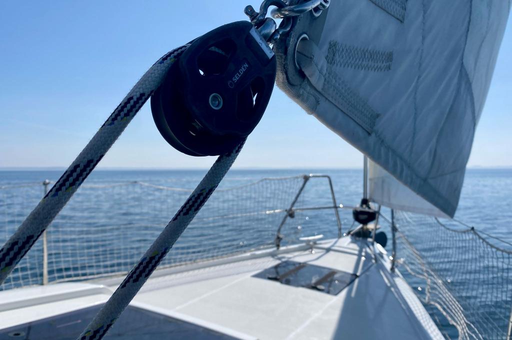 Original photo from a customer | Charter company has several identical yachts. Deviations are possible.