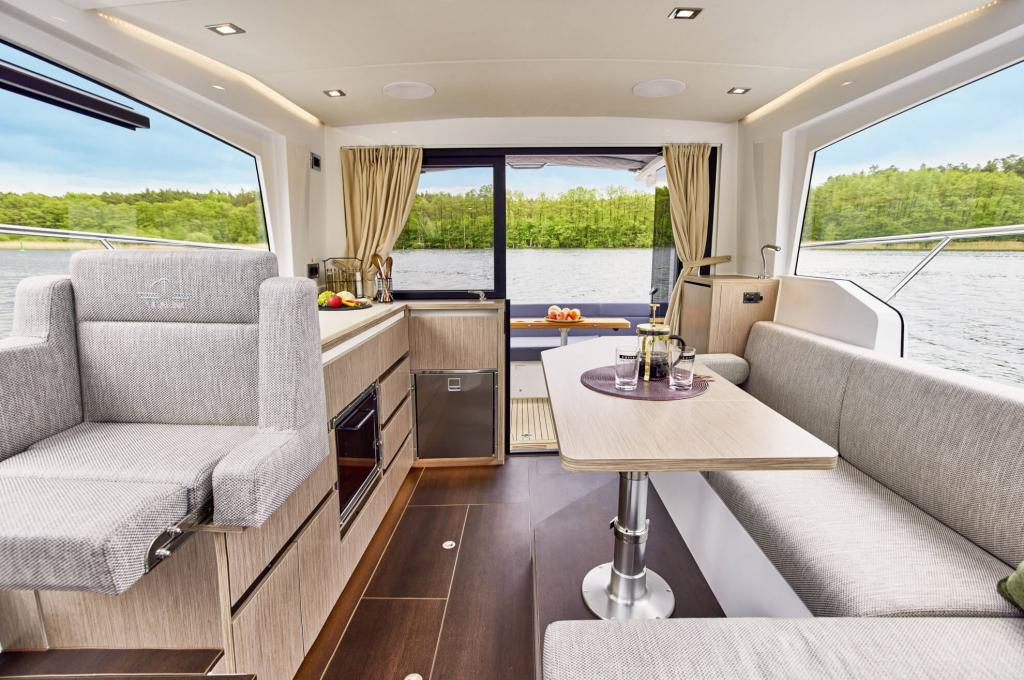 Catalog photo (may differ)