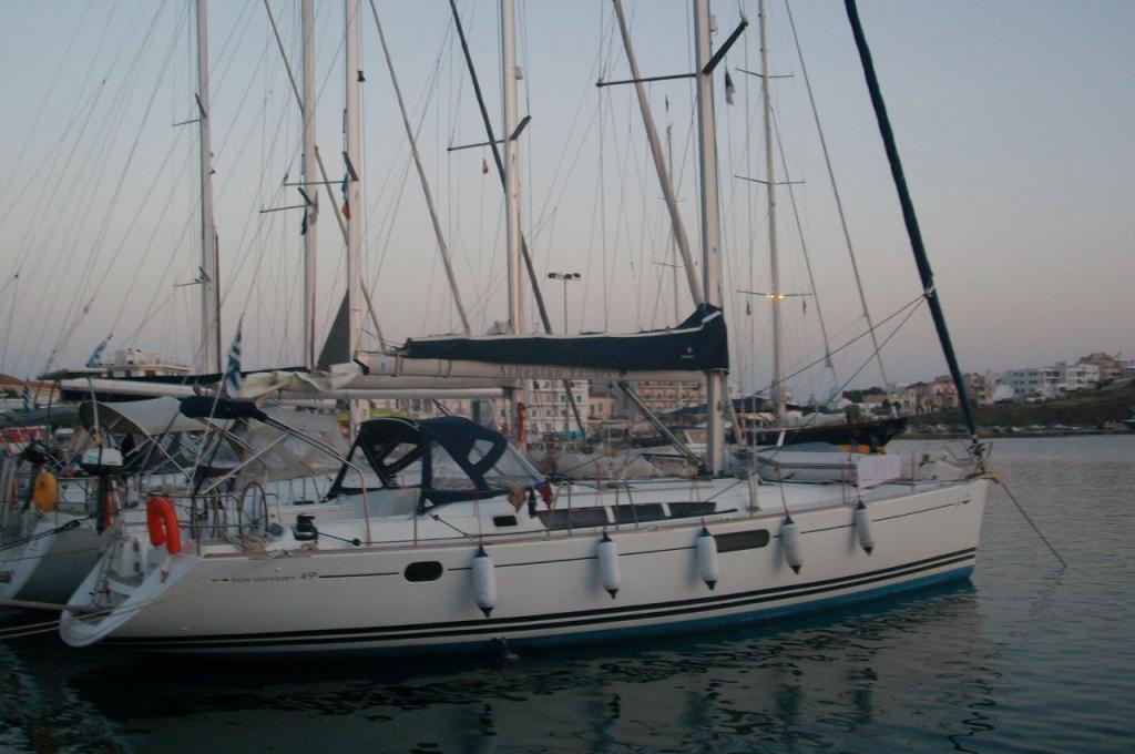 Catalog photo (may differ)