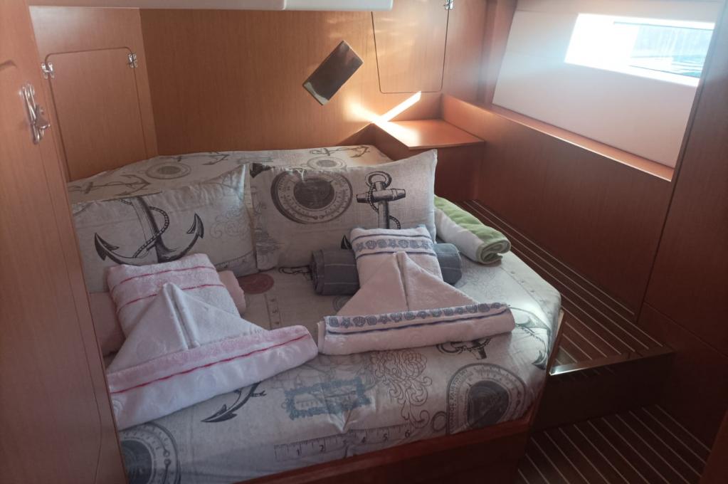 Catalog photo (may differ)