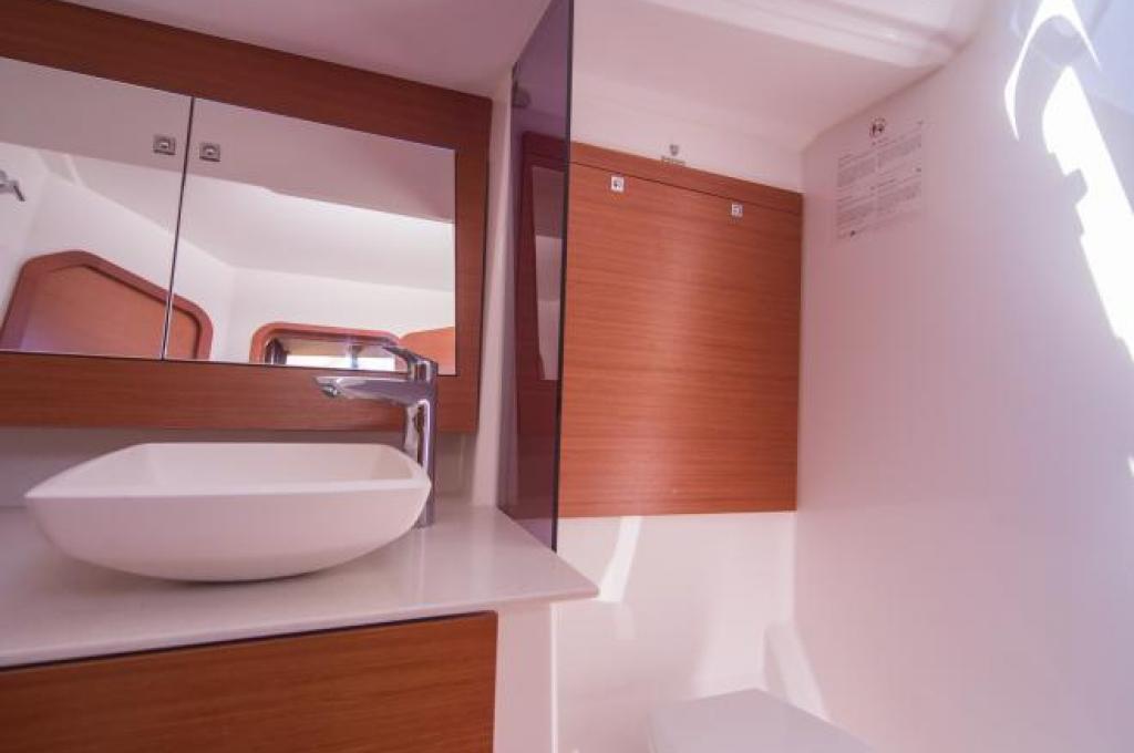 Catalog photo (may differ) | taken on May 16, 2018