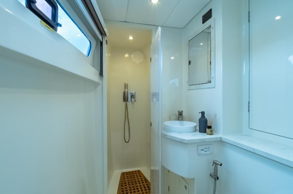 Catalog photo (may differ)