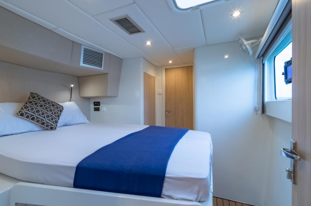 Catalog photo (may differ)