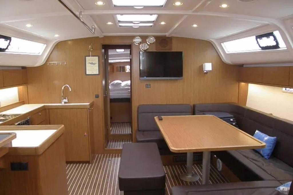 Catalog photo (may differ)