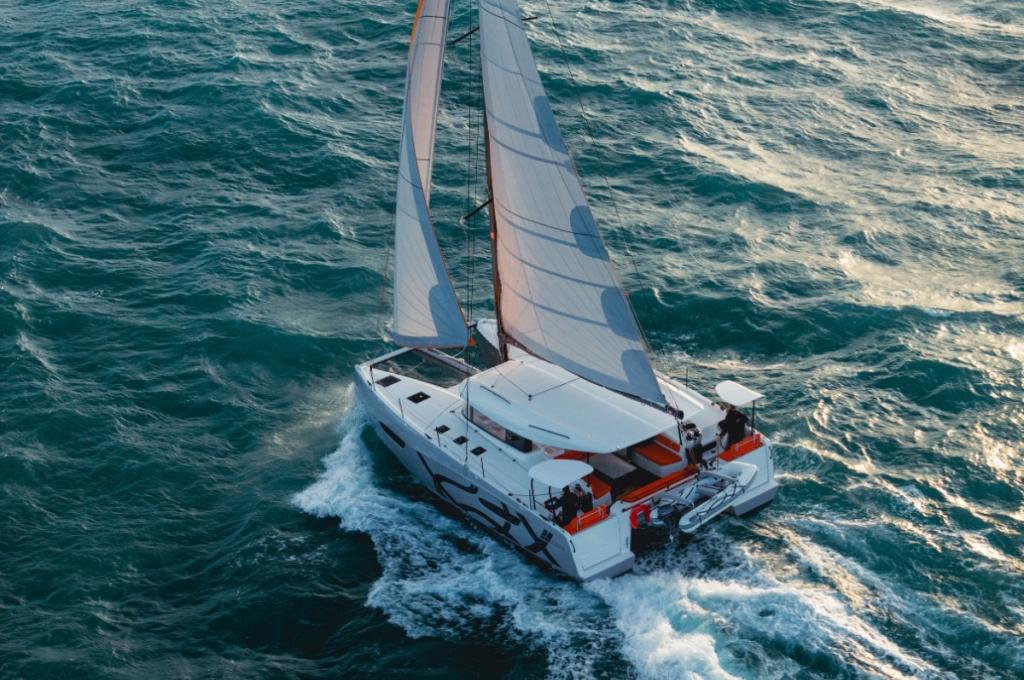 Catalog photo (may differ)