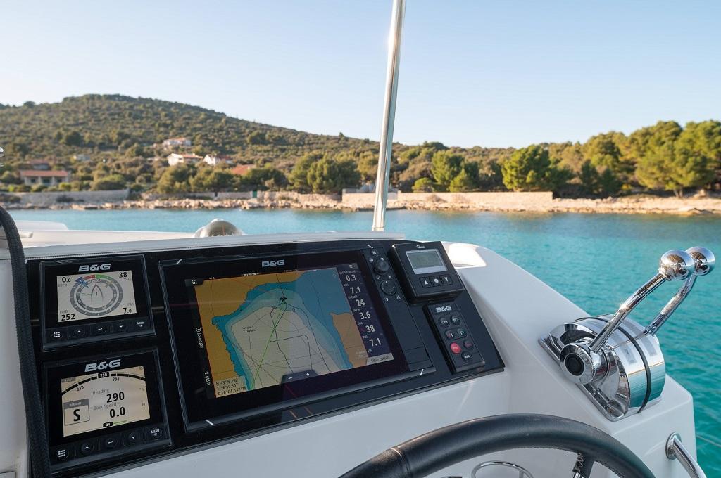 Catalog photo (may differ)