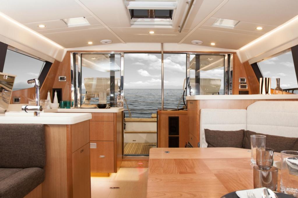 Catalog photo (may differ)