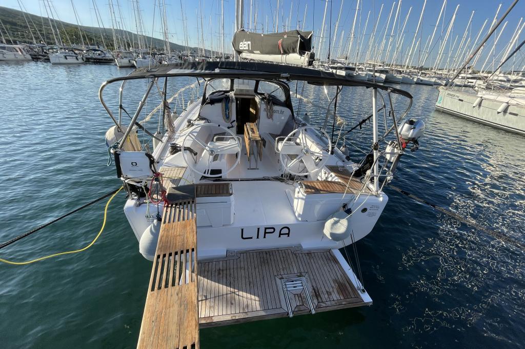 Original photo from a customer | taken on Oct 4, 2025