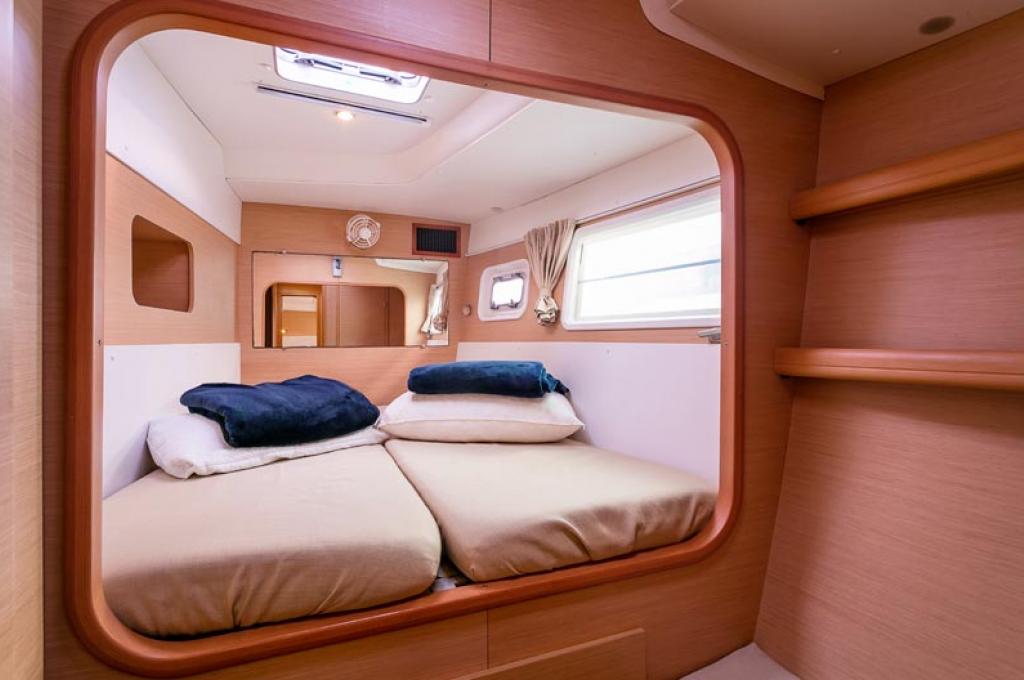 Catalog photo (may differ)