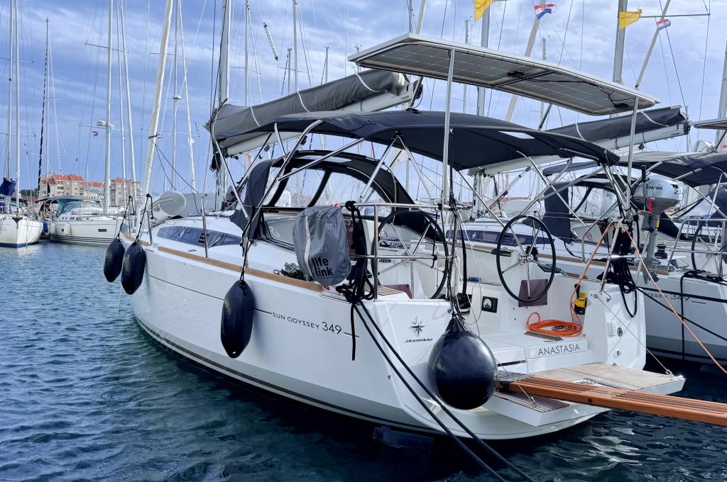 Original photo from a customer | taken on Sep 10, 2025