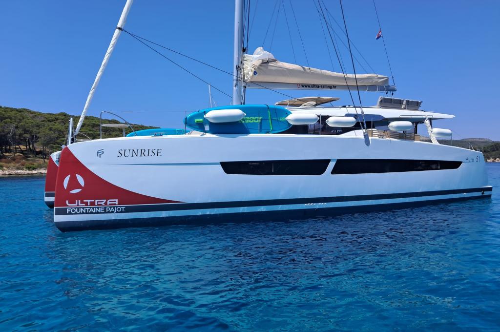 Catalog photo (may differ)