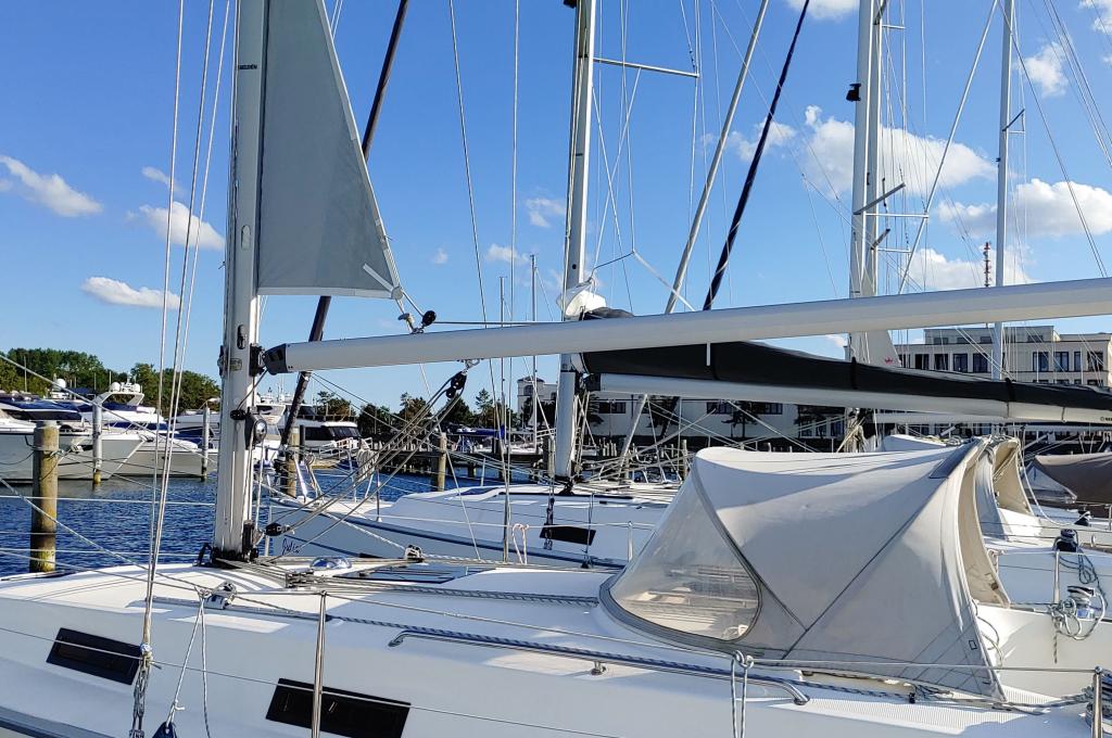 Original photo from a customer | taken on Jun 6, 2020 | Charter company has several identical yachts. Deviations are possible.