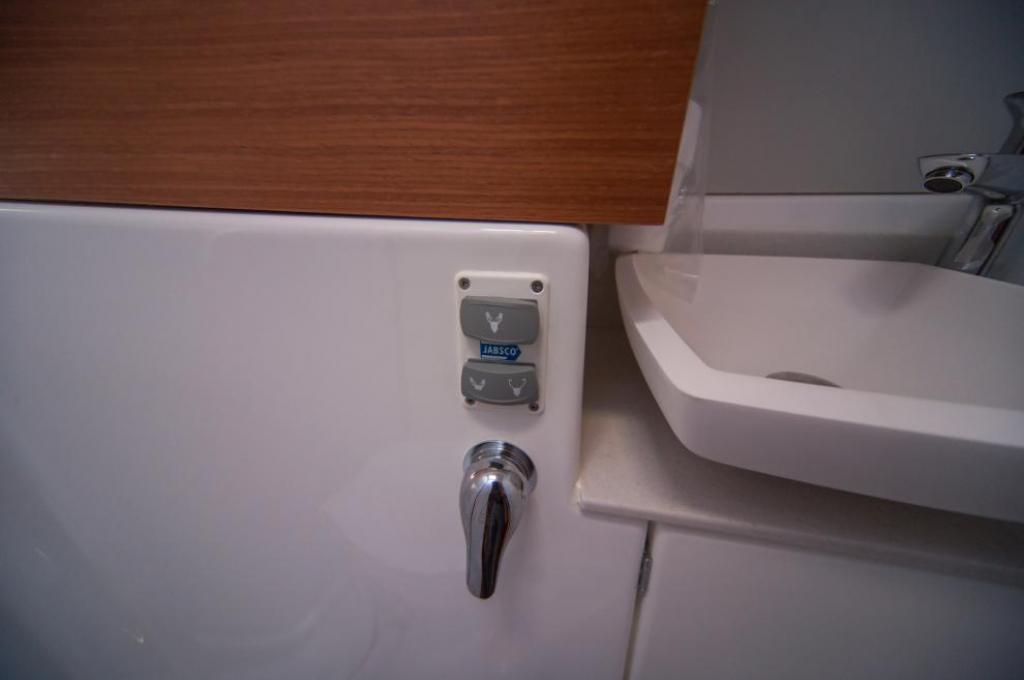 Catalog photo (may differ) | taken on May 16, 2018