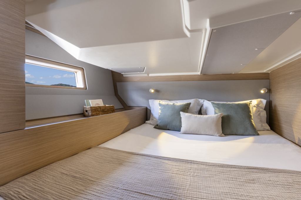 Catalog photo (may differ)