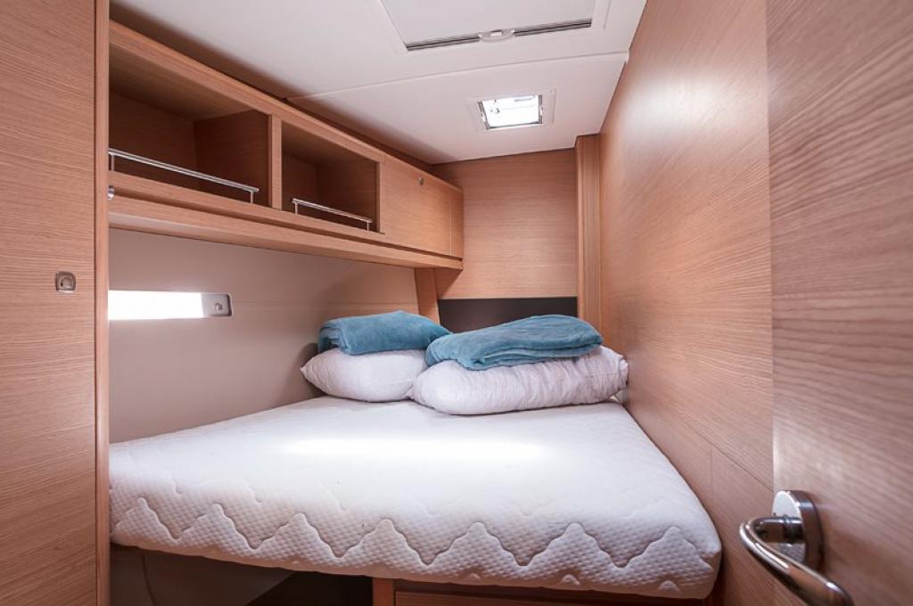 Catalog photo (may differ)