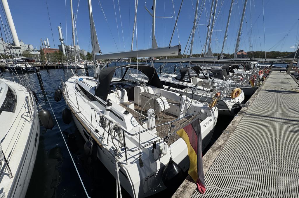 Original photo from a customer | taken on Apr 26, 2025 | Charter company has several identical yachts. Deviations are possible.