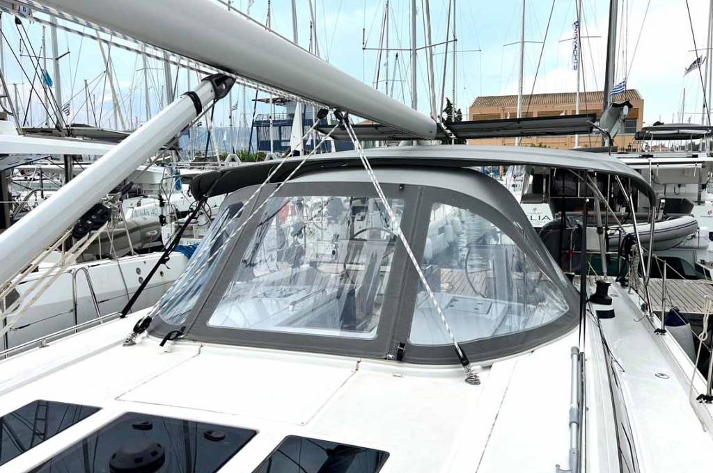 Catalog photo (may differ)